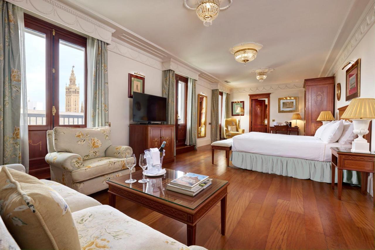 Hotel Inglaterra Siviglia Esterno foto