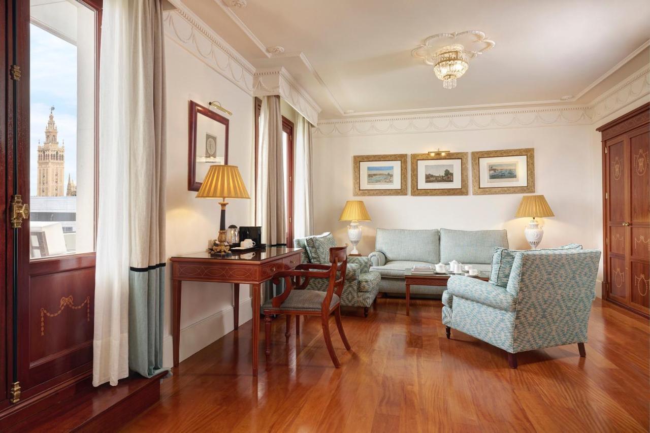 Hotel Inglaterra Siviglia Esterno foto