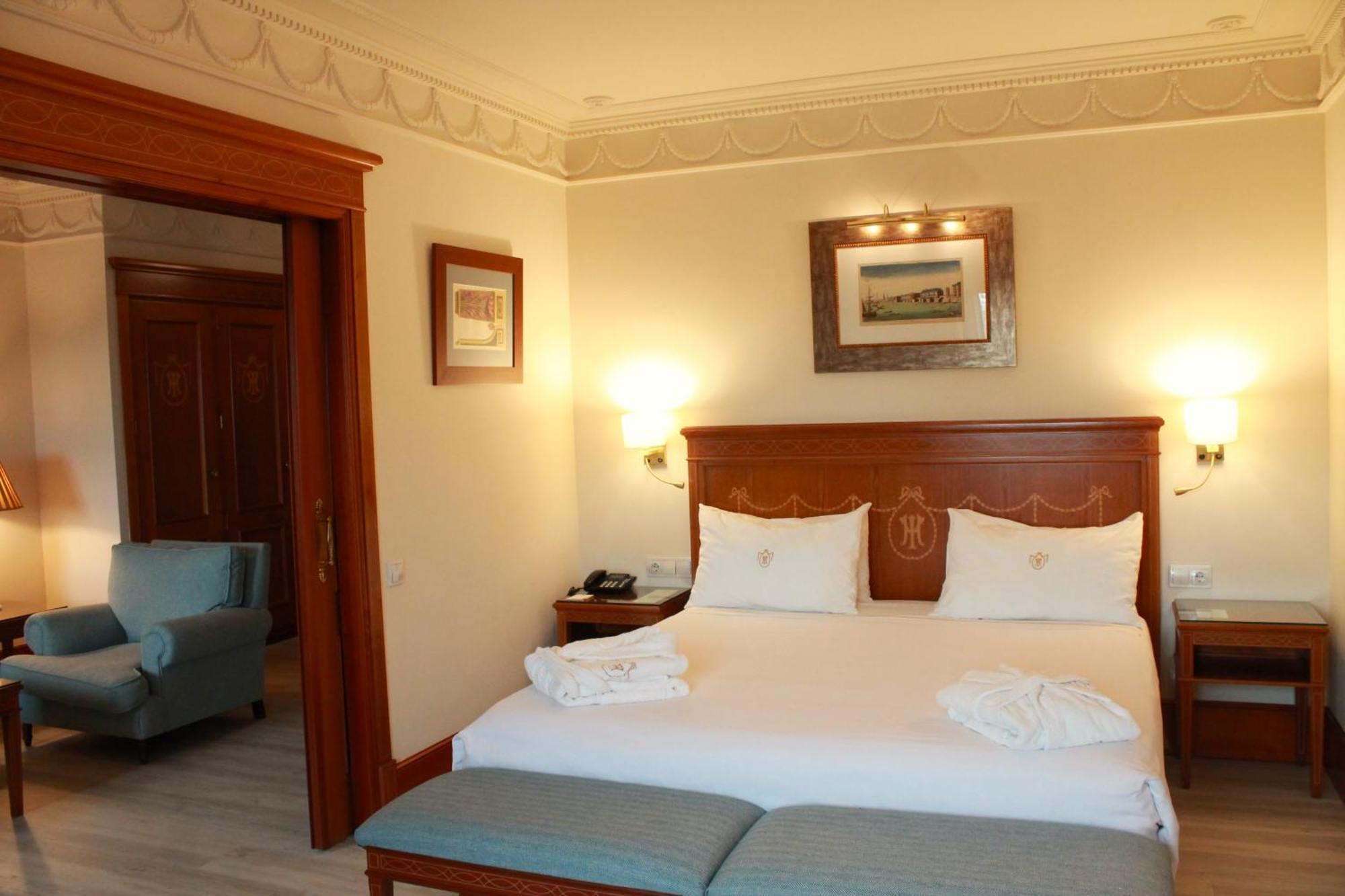 Hotel Inglaterra Siviglia Esterno foto