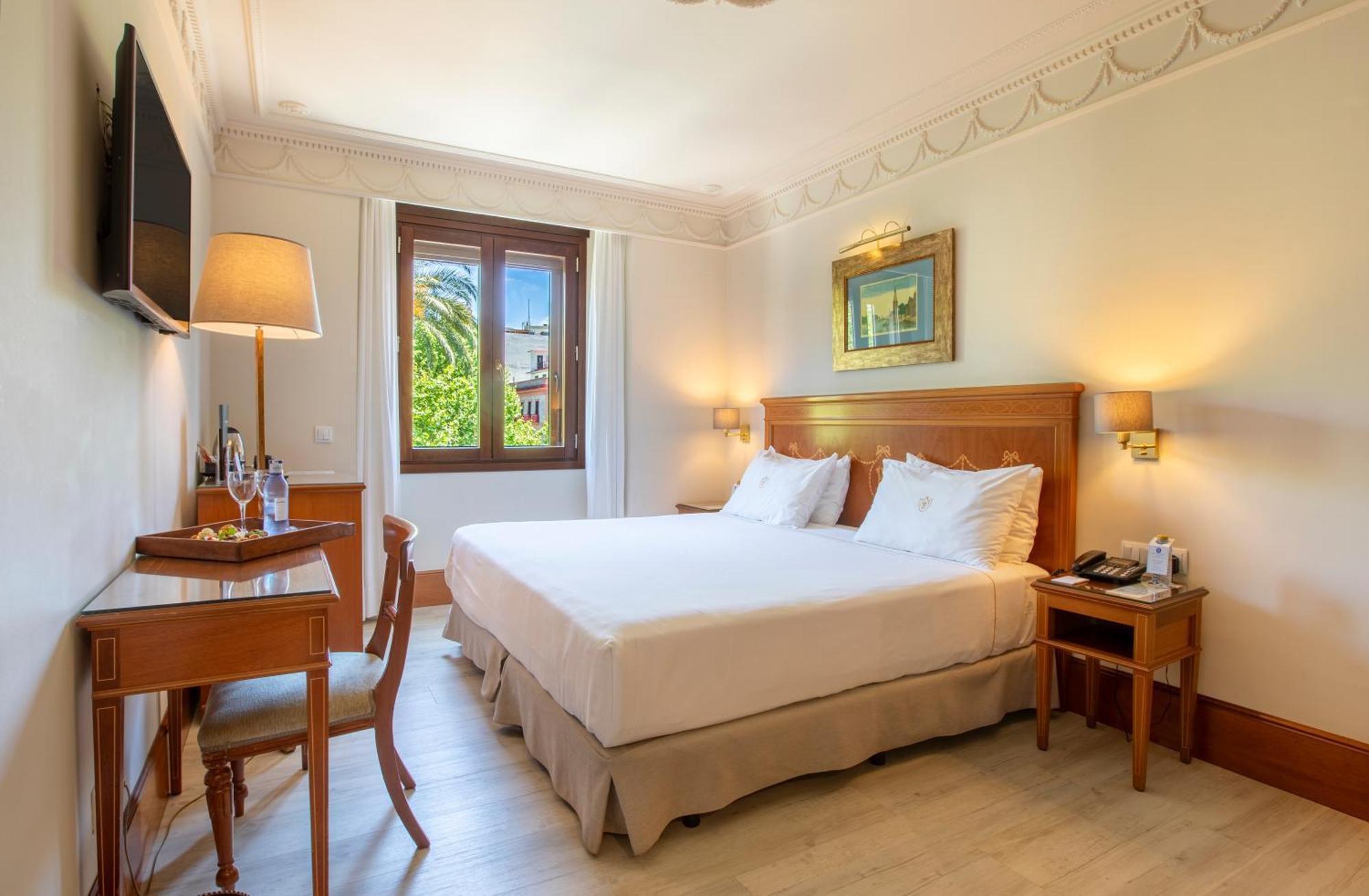 Hotel Inglaterra Siviglia Esterno foto